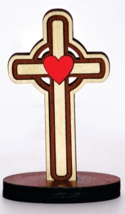 810013850031 Wooden Cross With Heart Dashboard Top