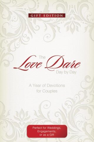 9781433680359 Love Dare Day By Day Gift Edition