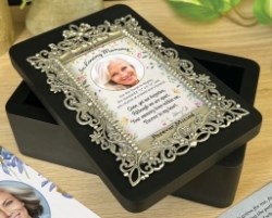 785525319393 Funeral Card Box